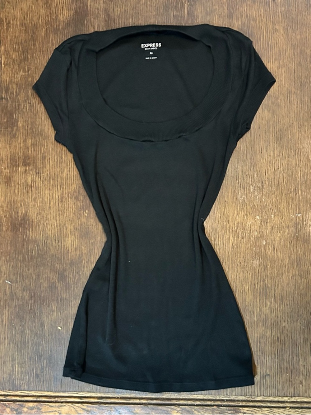 Express Black Scoop Neck Short Sleeve Tee